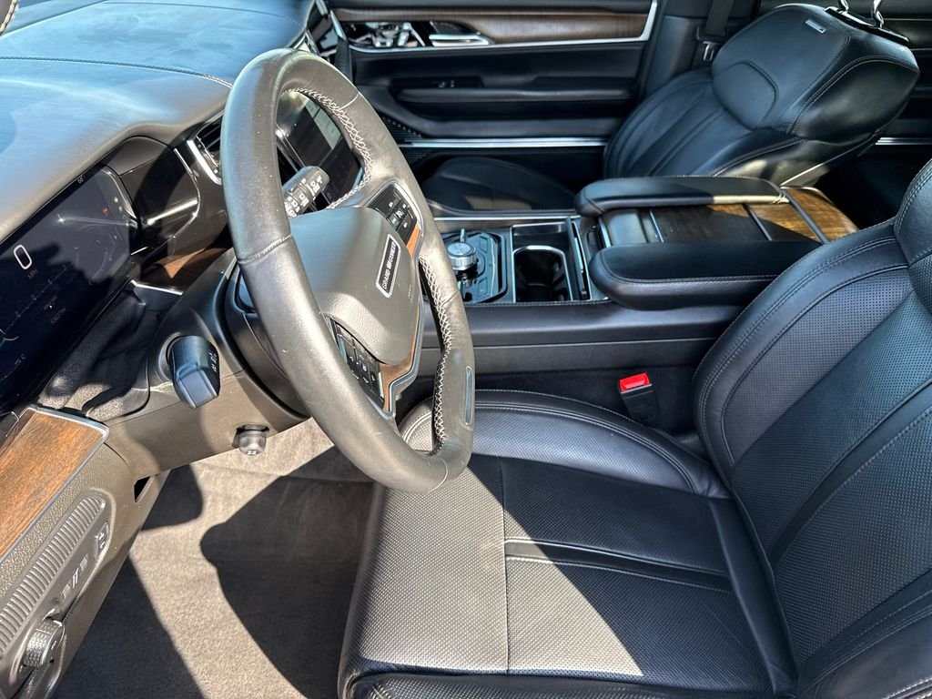 Used 2022 Black Jeep Series I image 22