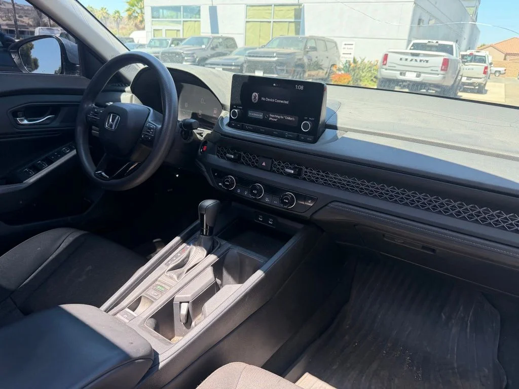 Used 2023 Silver Honda EX image 18