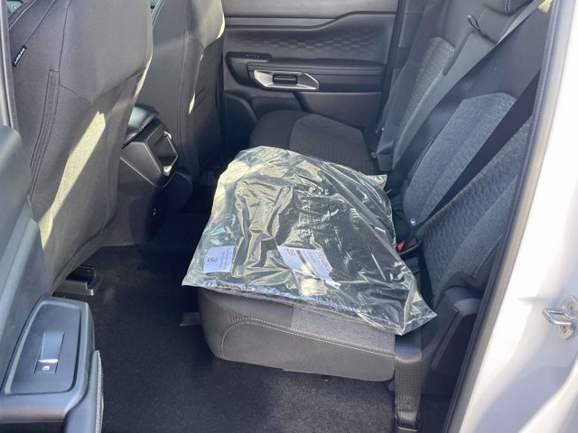 New 2025 Oxford White Ford XLT image 26