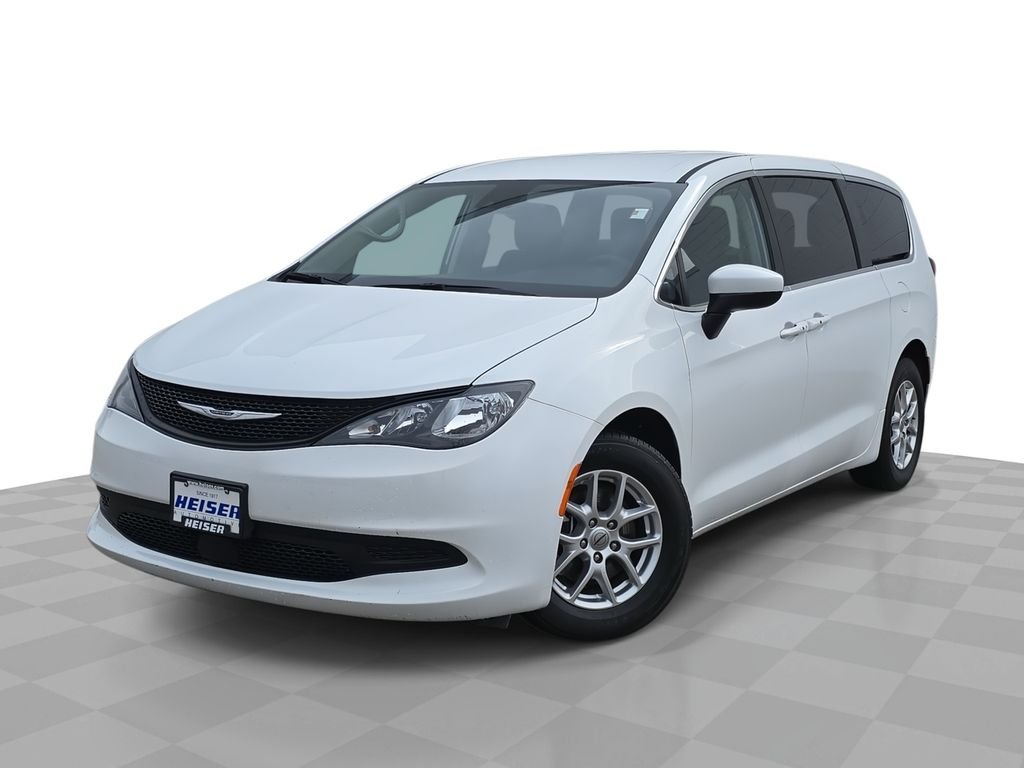 2023 Chrysler Voyager LX