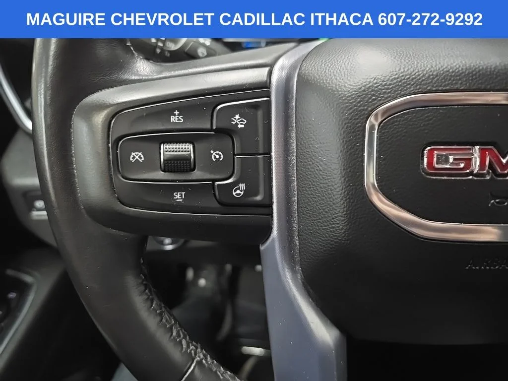 Used 2022 Silver GMC Elevation image 19