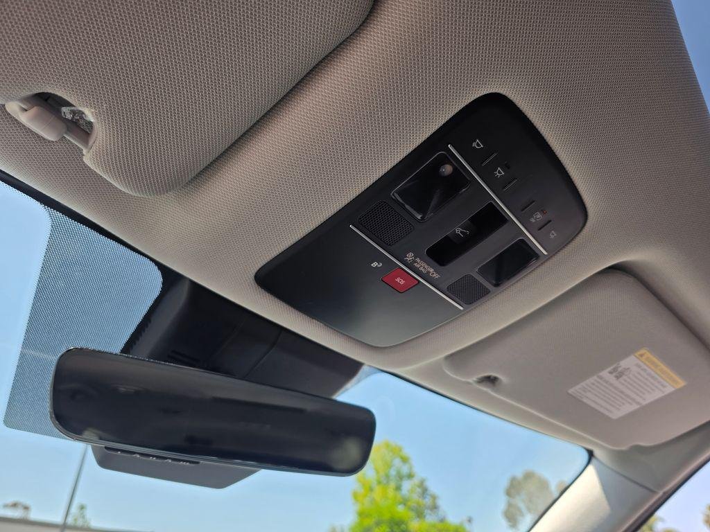 New 2026 Gray Hyundai SEL Premium FWD image 29