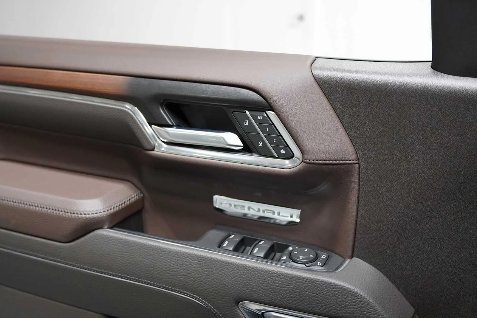 Used 2026 Coastal Dune GMC Denali image 14
