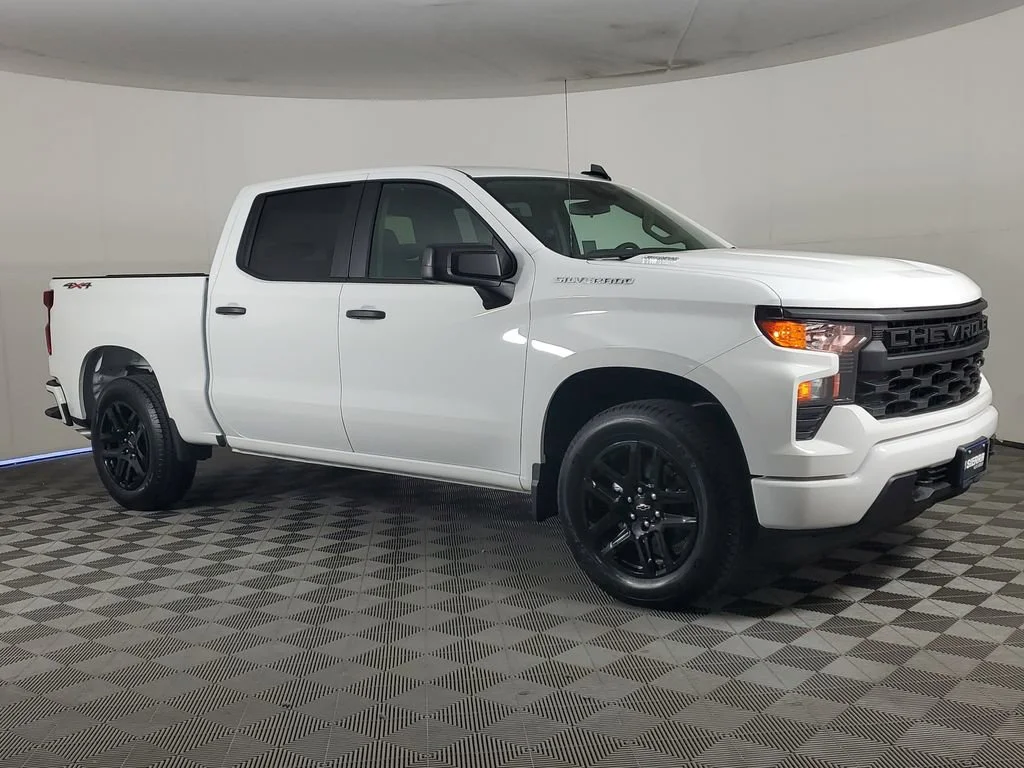 New 2026 Summit White Chevrolet Custom image 2