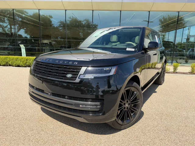 Pre-Owned 2025 Land Rover Range Rover SE
