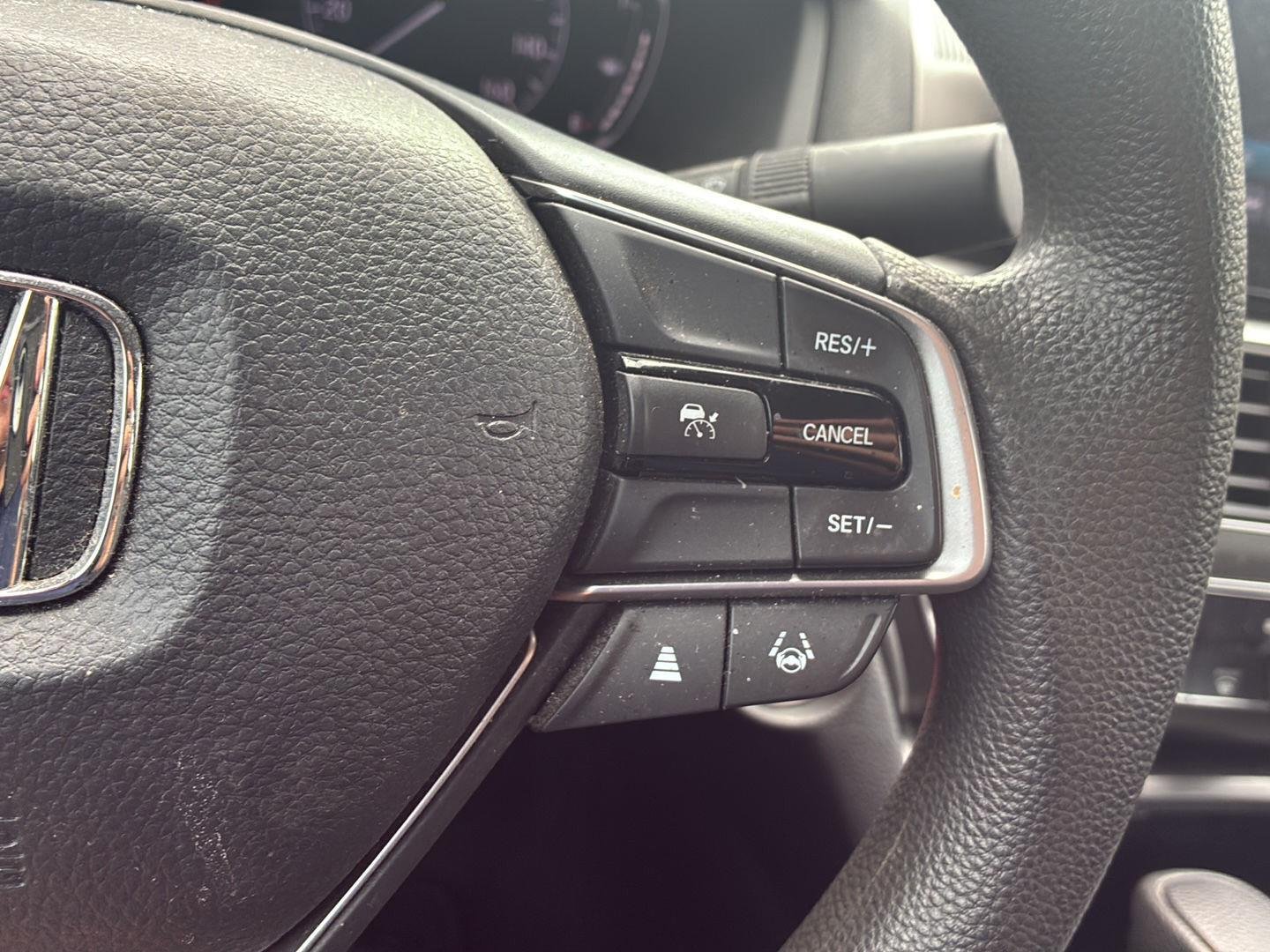 Used 2022 Modern Steel Metallic Honda LX image 7