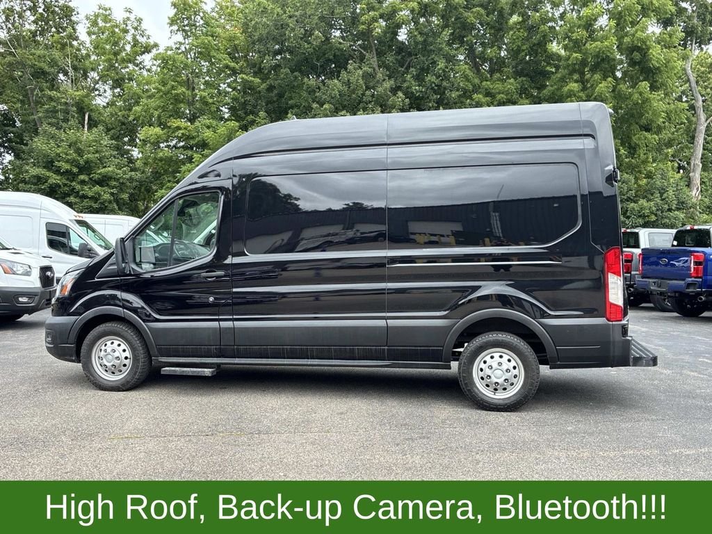 Used 2023 Black Ford Base image 4