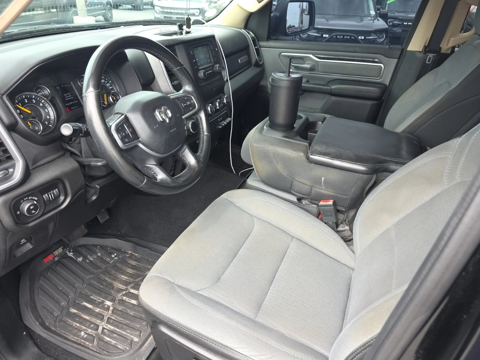 Used 2019 Black Ram Big Horn/Lone Star image 9