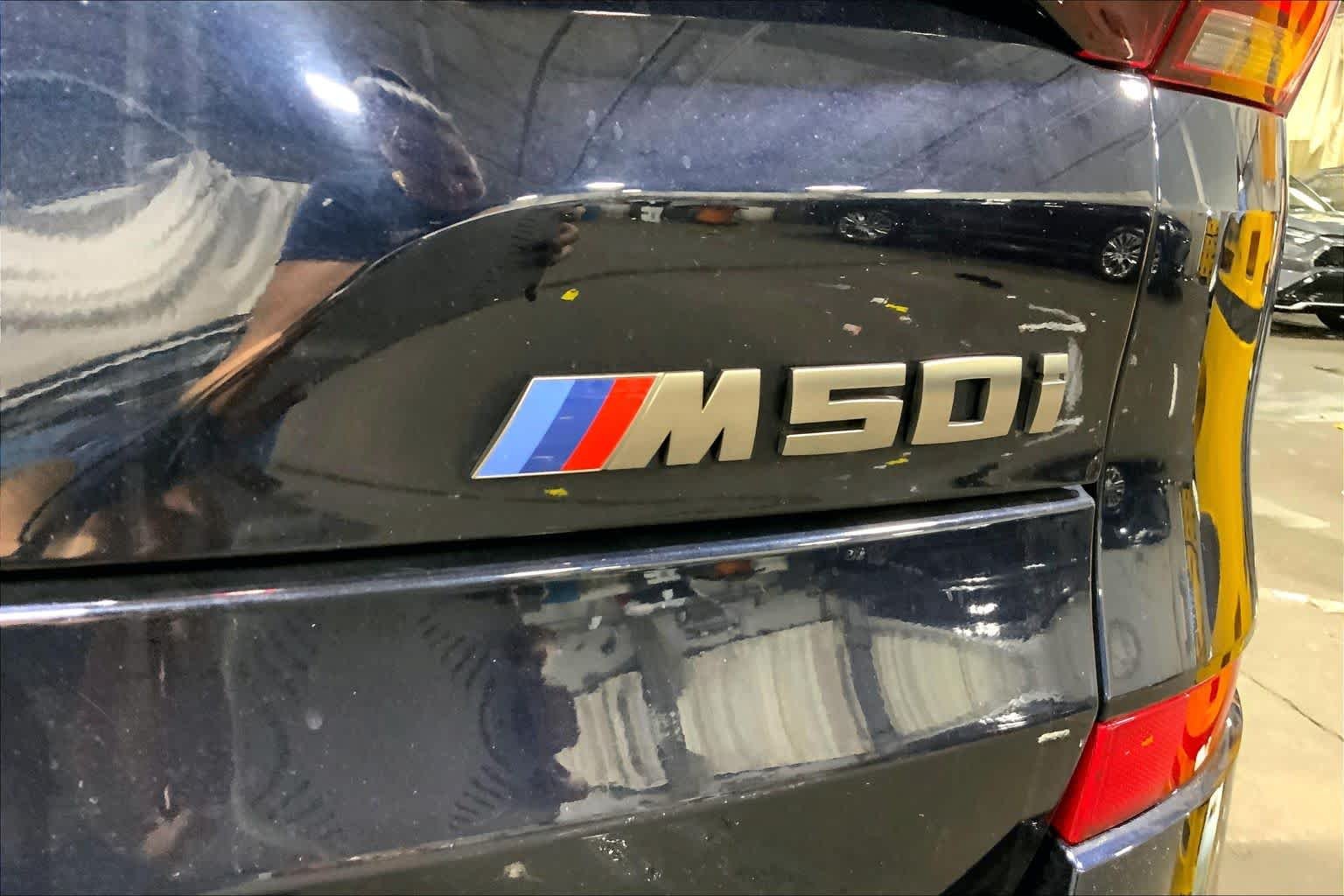 Used 2022 Carbon Black Metallic BMW M50i image 10