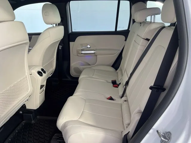 Used 2022 White Mercedes-Benz GLB 250 image 46