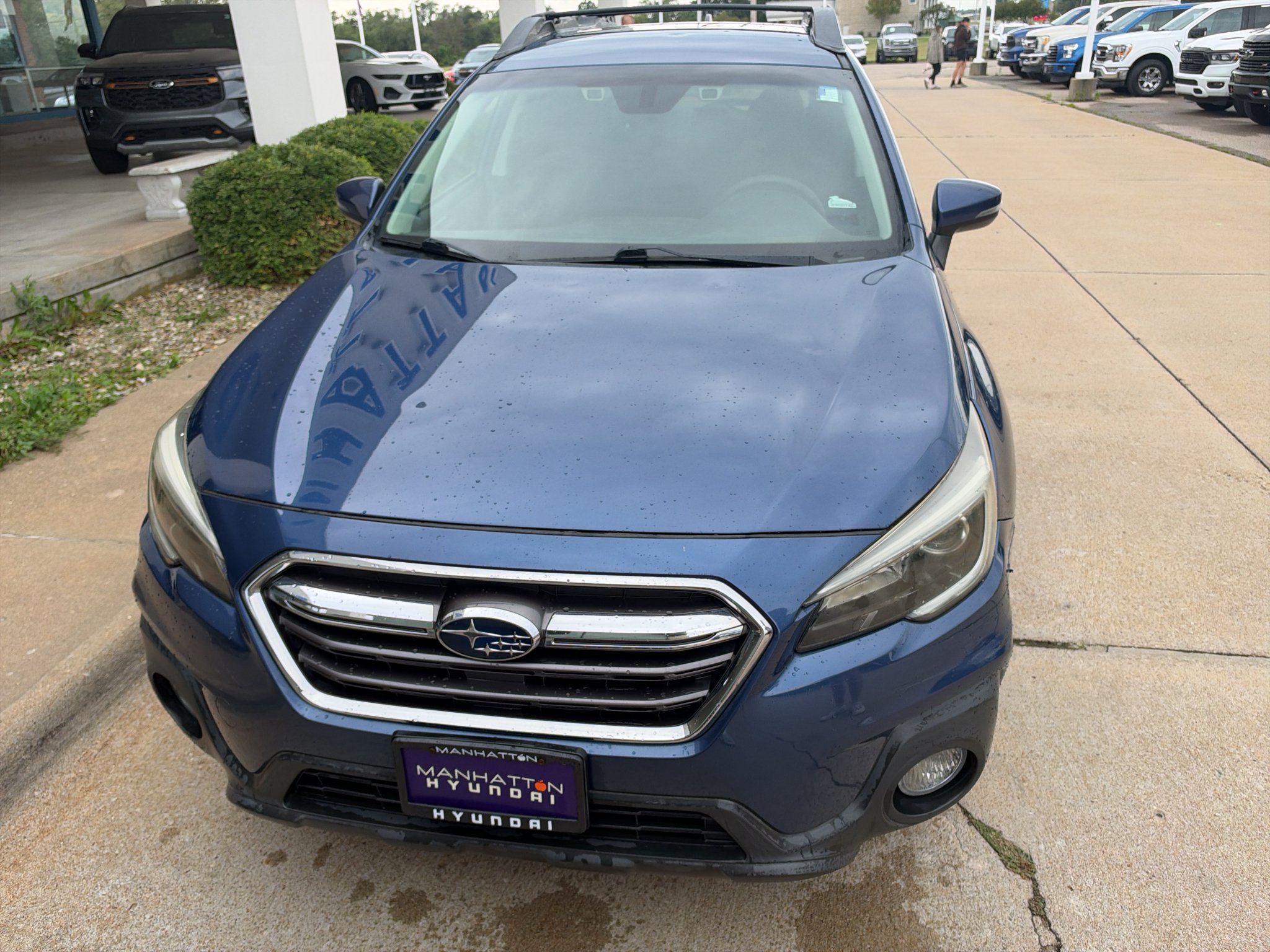 Used 2019 Abyss Blue Pearl Subaru Premium image 3