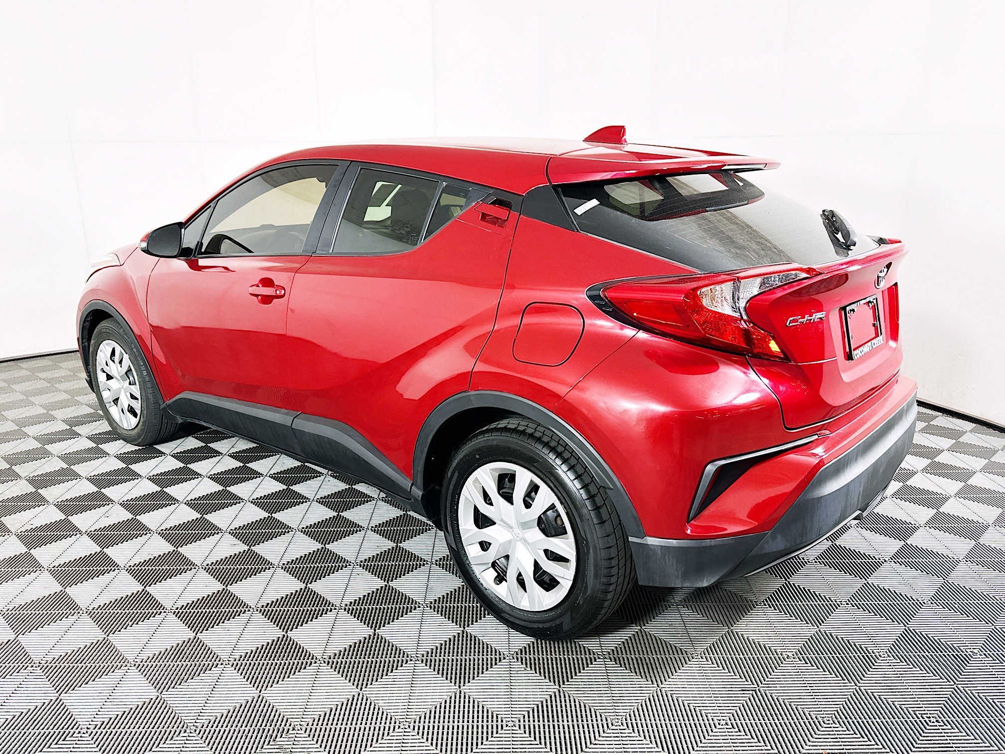 2020 Toyota C-HR thumbnail 7