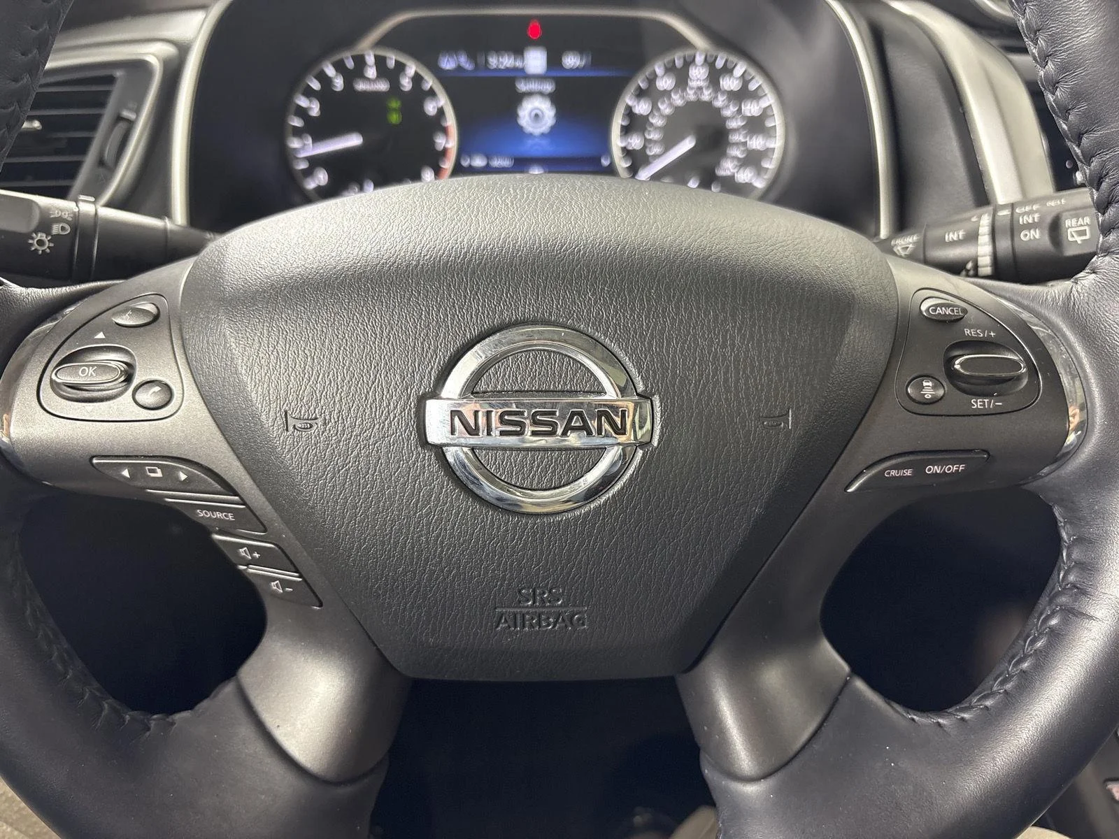 Used 2020 Pearl White Tricoat Nissan Platinum image 16
