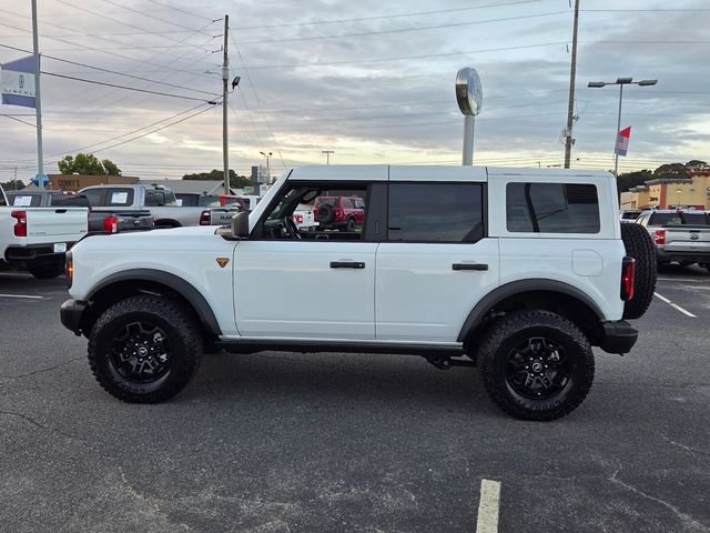New 2026 Oxford White Ford Badlands image 4