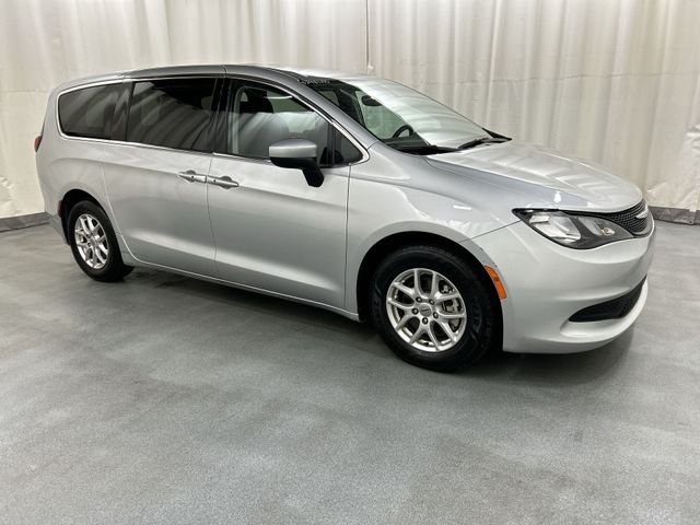 2023 Chrysler Voyager