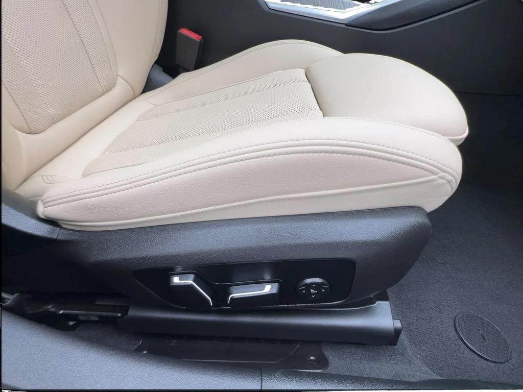 Used 2026 White BMW 330i image 32