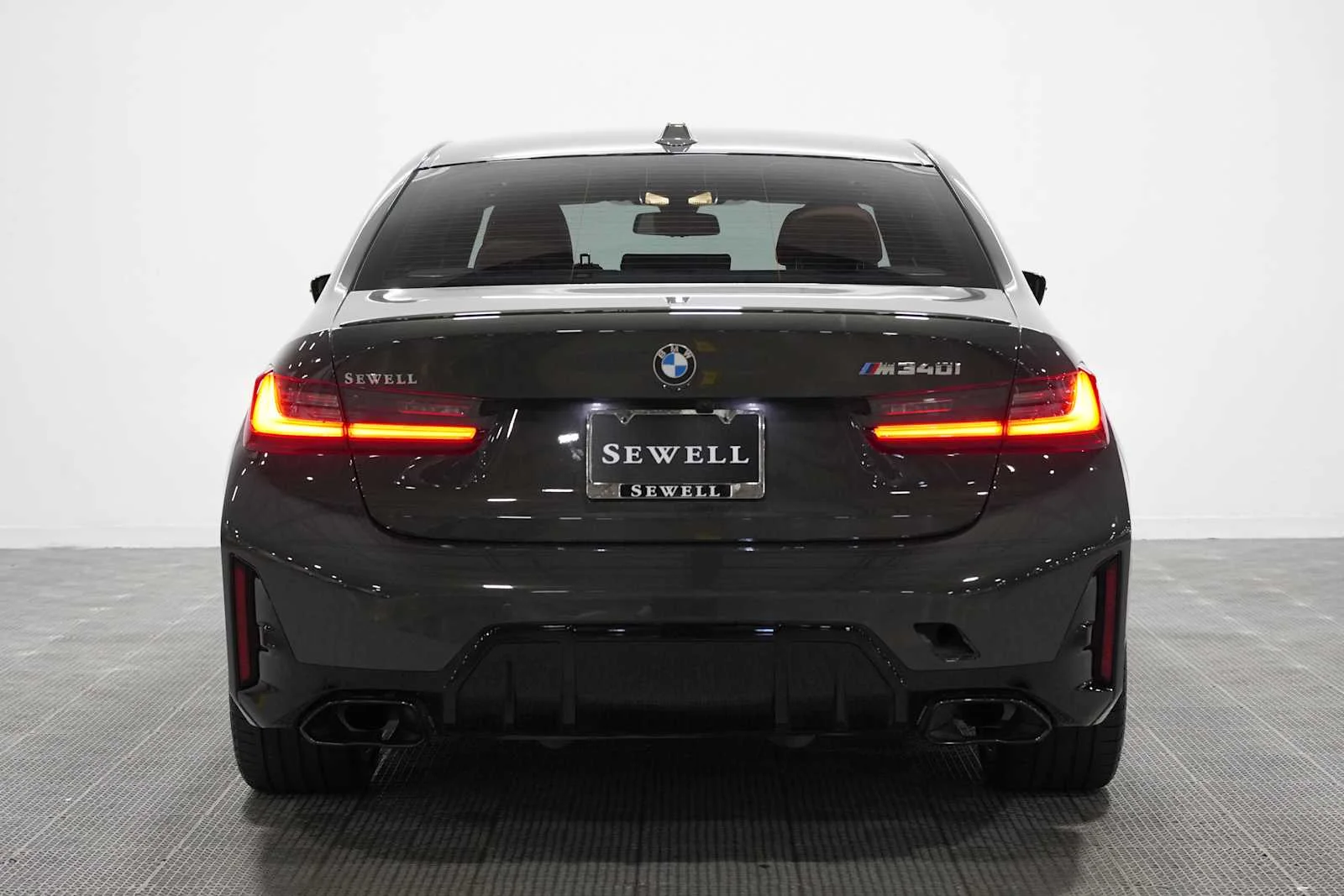 Certified Used 2024 Dravit Grey Metallic BMW M340i image 5