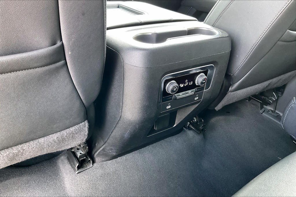 Used 2024 White Chevrolet LT image 34