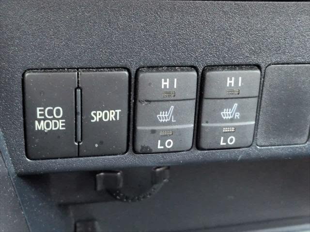 Certified Used 2016 Hot Lava Toyota SE image 22