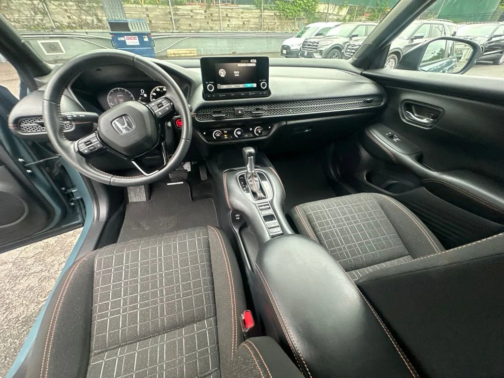 Used 2024  Honda Sport image 25