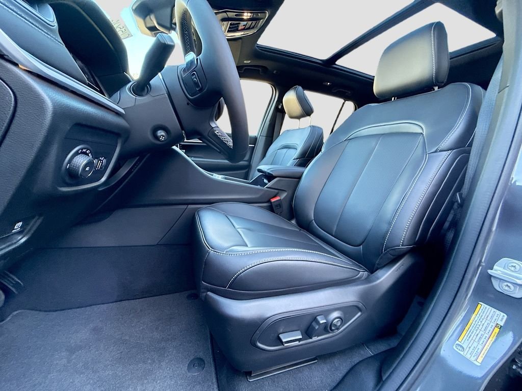 2025 Jeep Grand Cherokee Limited - Photo 13