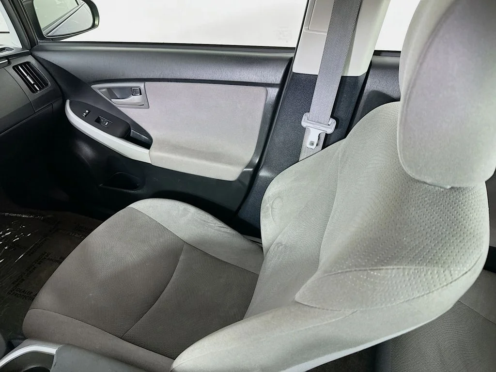 Used 2013 Nautical Blue Metallic Toyota Two image 21