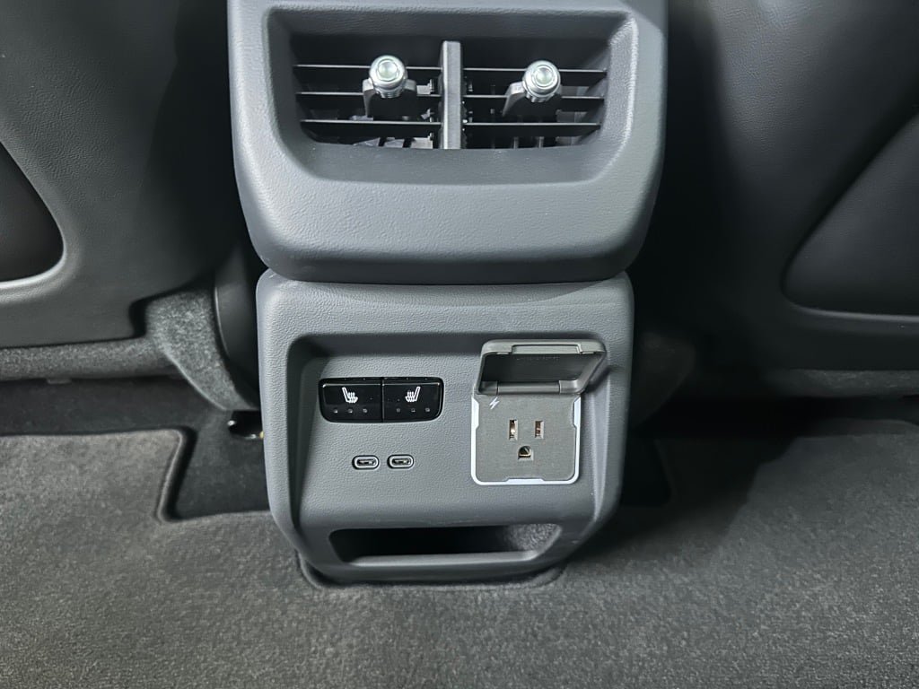 2027 Cadillac OPTIQ Premium Sport - Photo 21