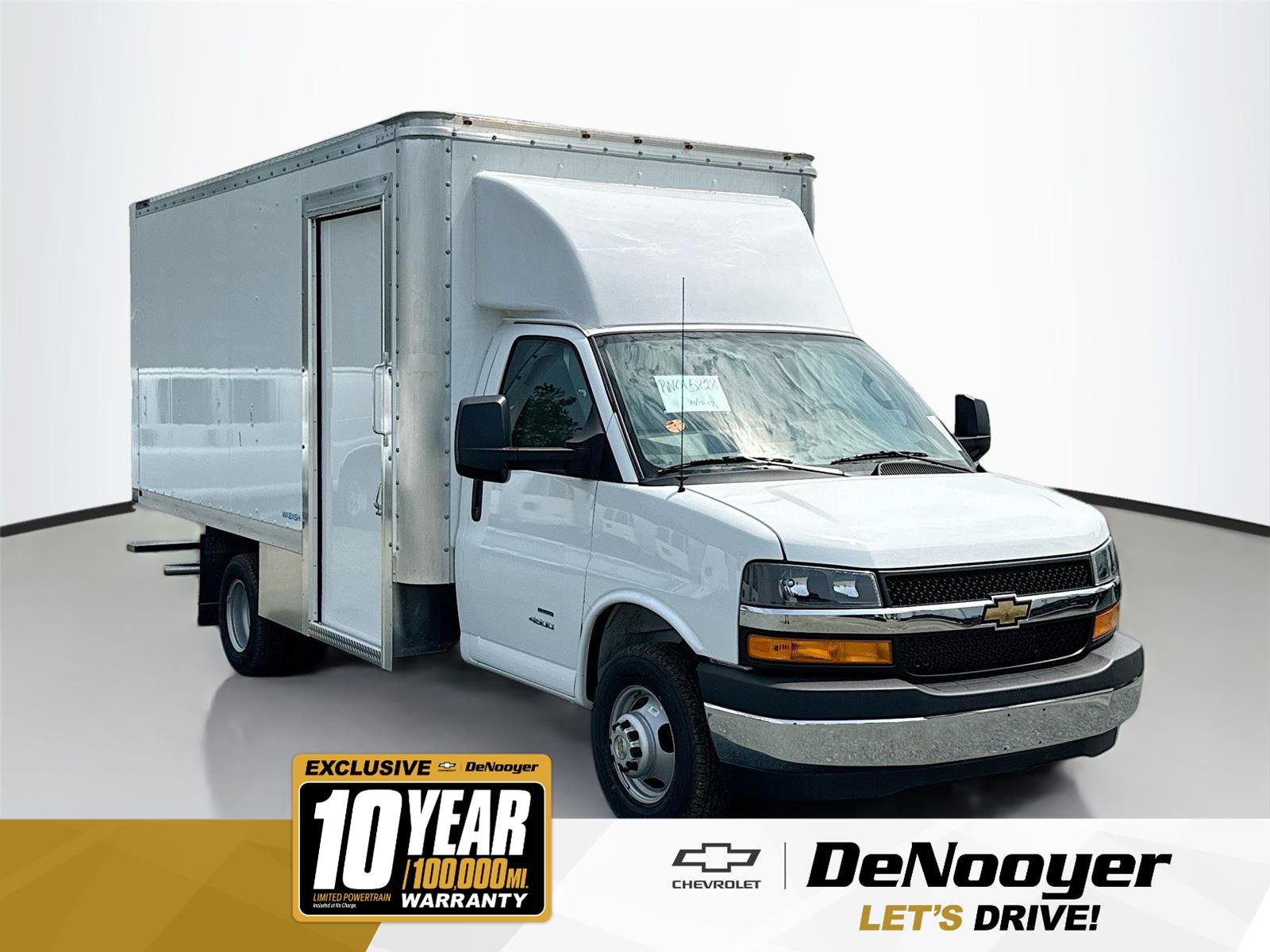 2024 Chevrolet Express Cutaway