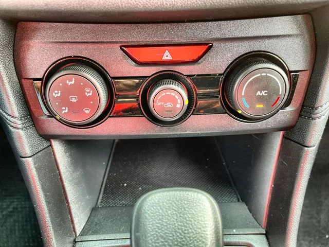 Used 2023 White Subaru Base image 18