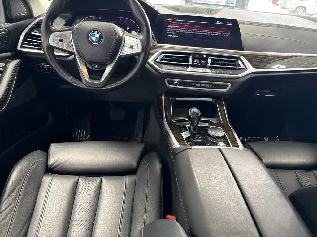 Used 2020 Gray BMW xDrive40i image 16