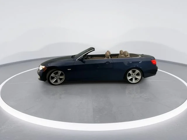 Used 2011 Blue BMW 328i image 3