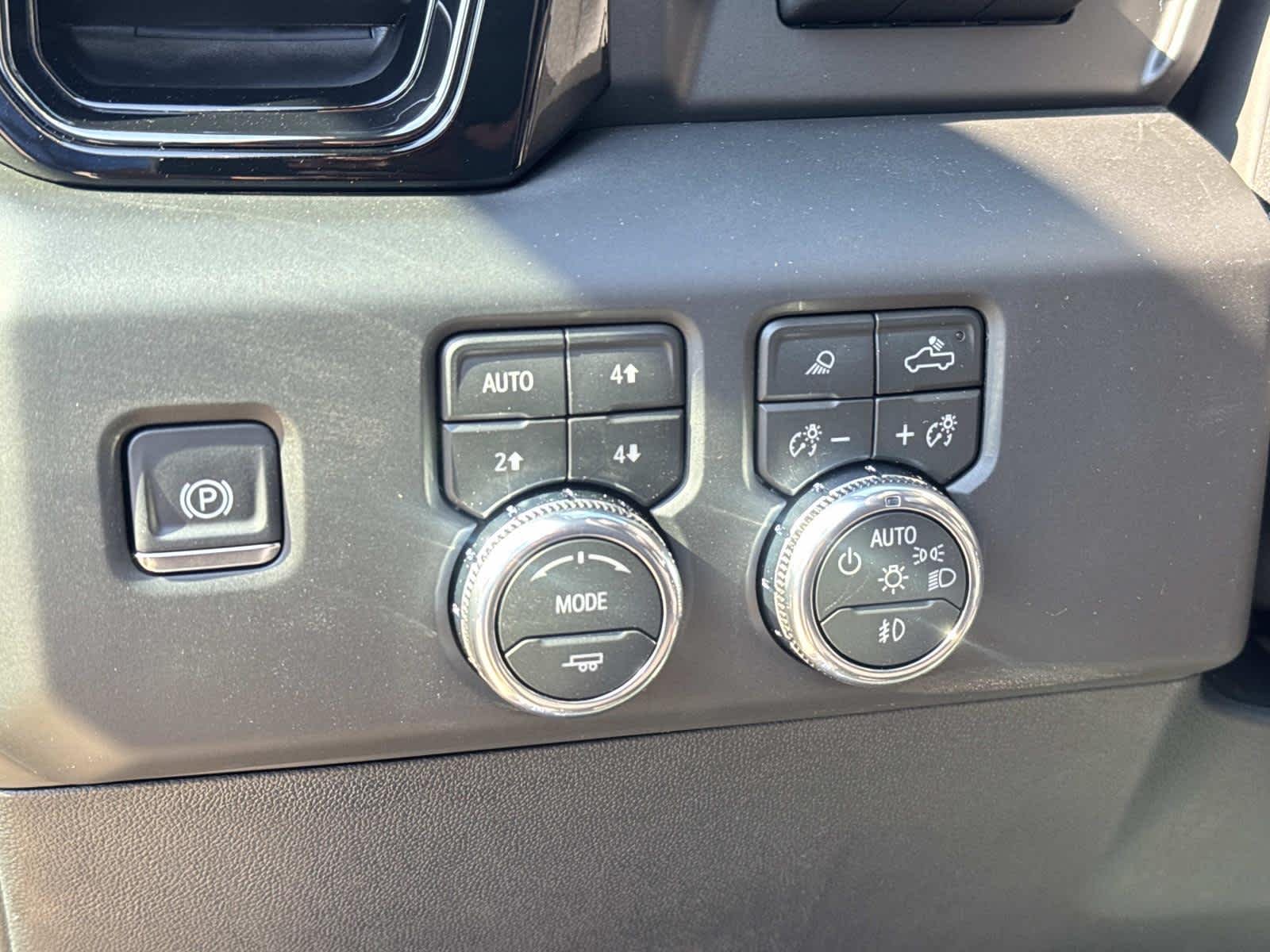 2026 GMC Sierra 1500 AT4 - Photo 12