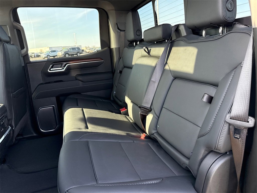 2026 GMC SIERRA - Image 32