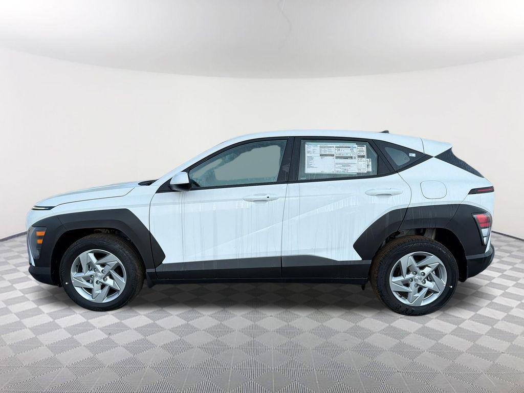 New 2026 White Hyundai SE FWD image 8