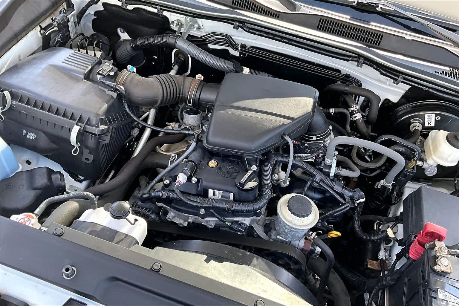 Used 2020 Super White Toyota SR image 30