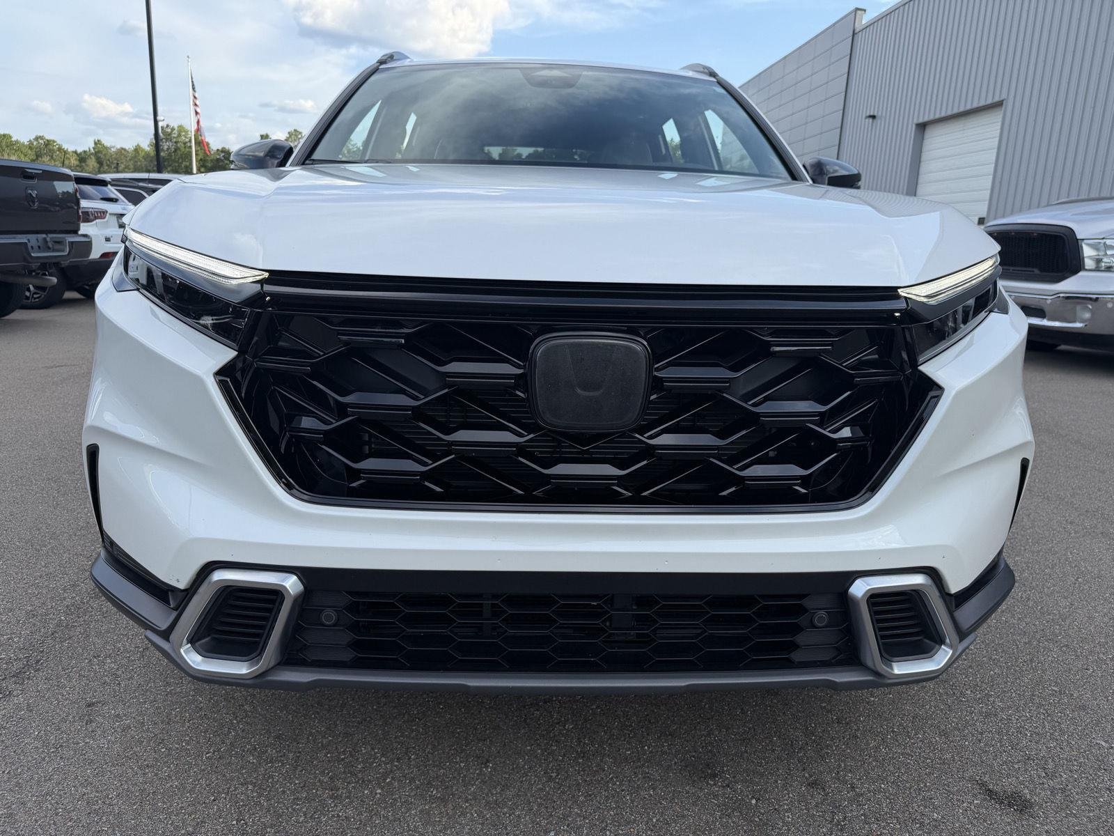 Used 2026 Platinum White Pearl Honda Sport Touring image 25