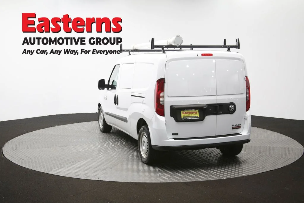 Used 2022 White Ram Base image 65