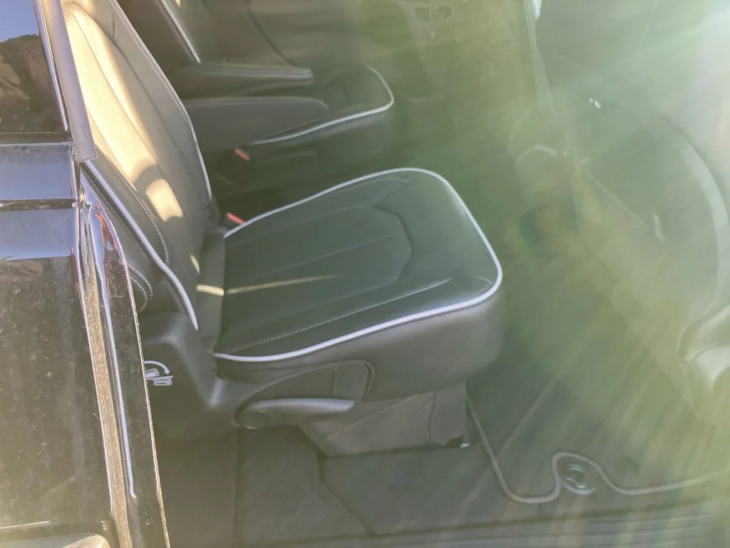 2026 Chrysler Pacifica Limited - Photo 43