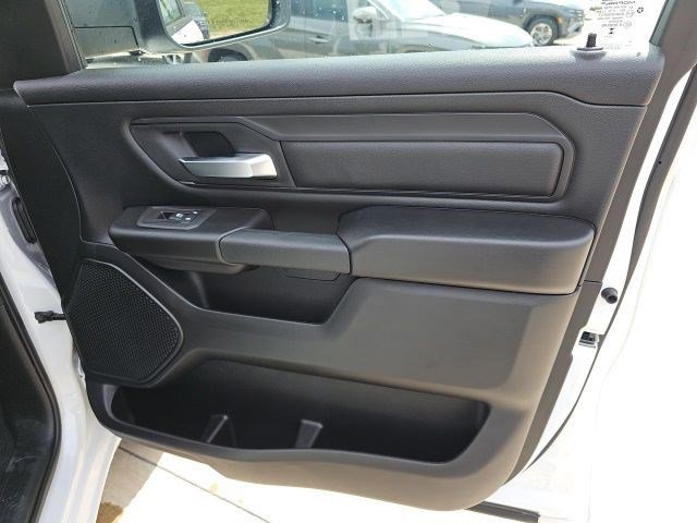 New 2026 Bright White Clearcoat Ram Tradesman image 12