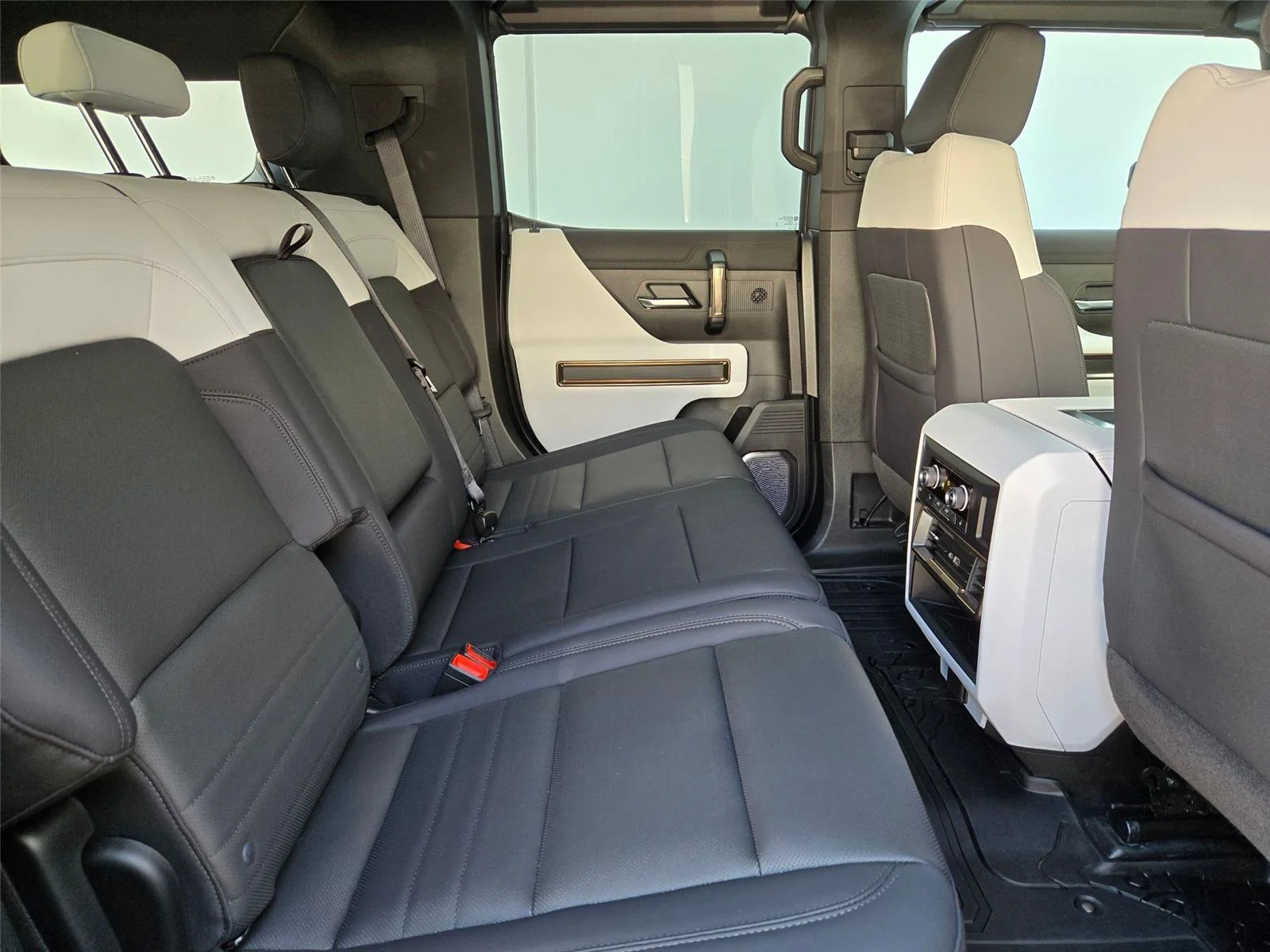 Used 2025 Graphite Blue Metallic GMC 3X image 31