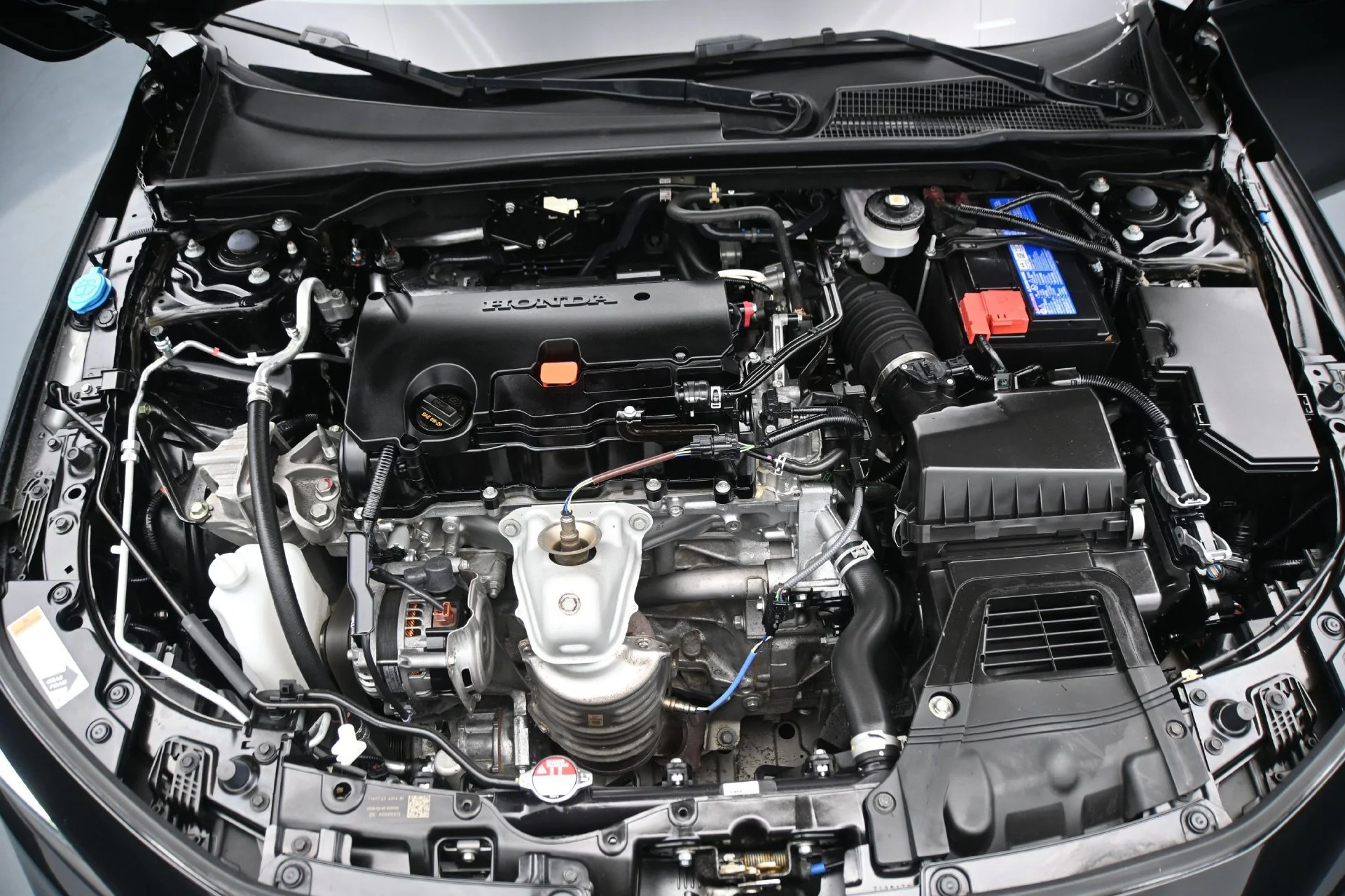 Used 2024  Honda 4D SEDAN 2.0L SPORT AUTO image 29