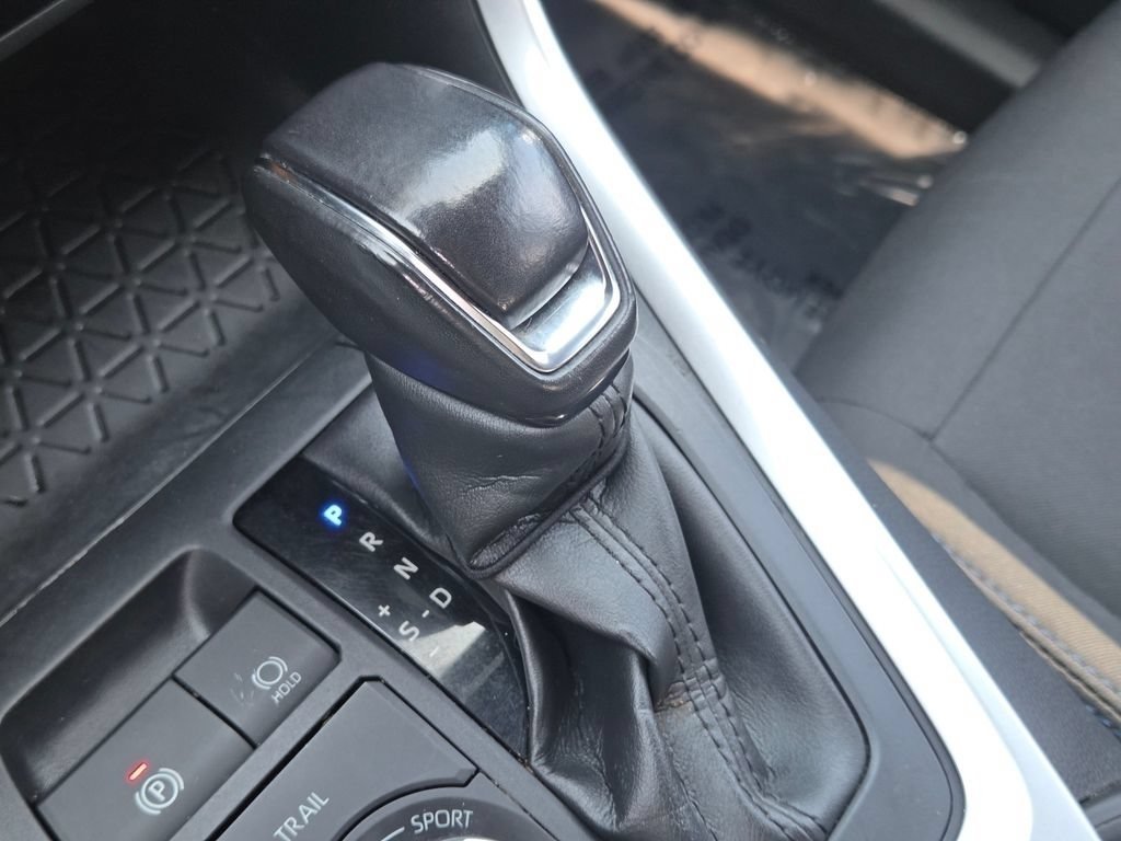 2022 Toyota RAV4 SE - Photo 36