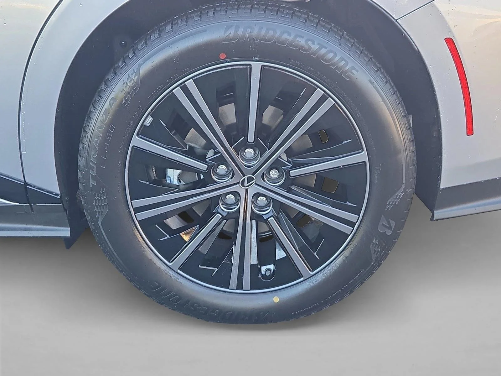 New 2026 Iridium Lexus ES 350h PREMIUM+ image 10