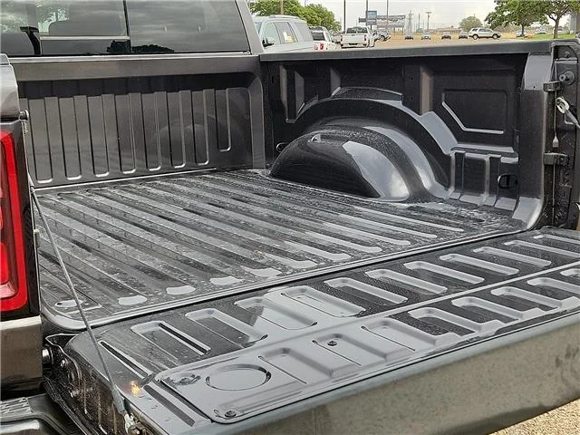 New 2026 Granit Ram EXPRESS CREW CAB 4X4 5