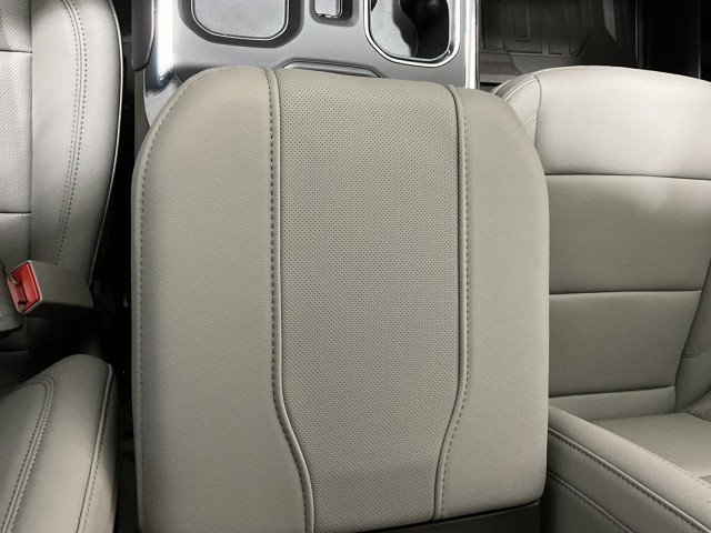 2026 GMC Sierra 1500 SLT - Photo 37