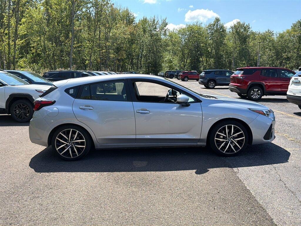 Used 2024 Ice Silver Metallic Subaru Sport image 7