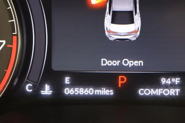 Used 2021 White Acura  image 13
