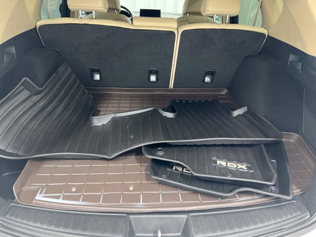 Used 2021 White Acura Technology Package image 9