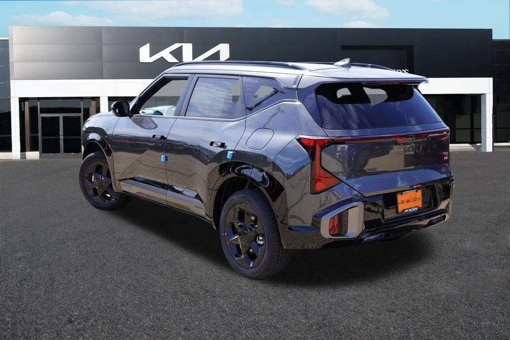 New 2027 Interstellar Gray Kia X-Line S image 5