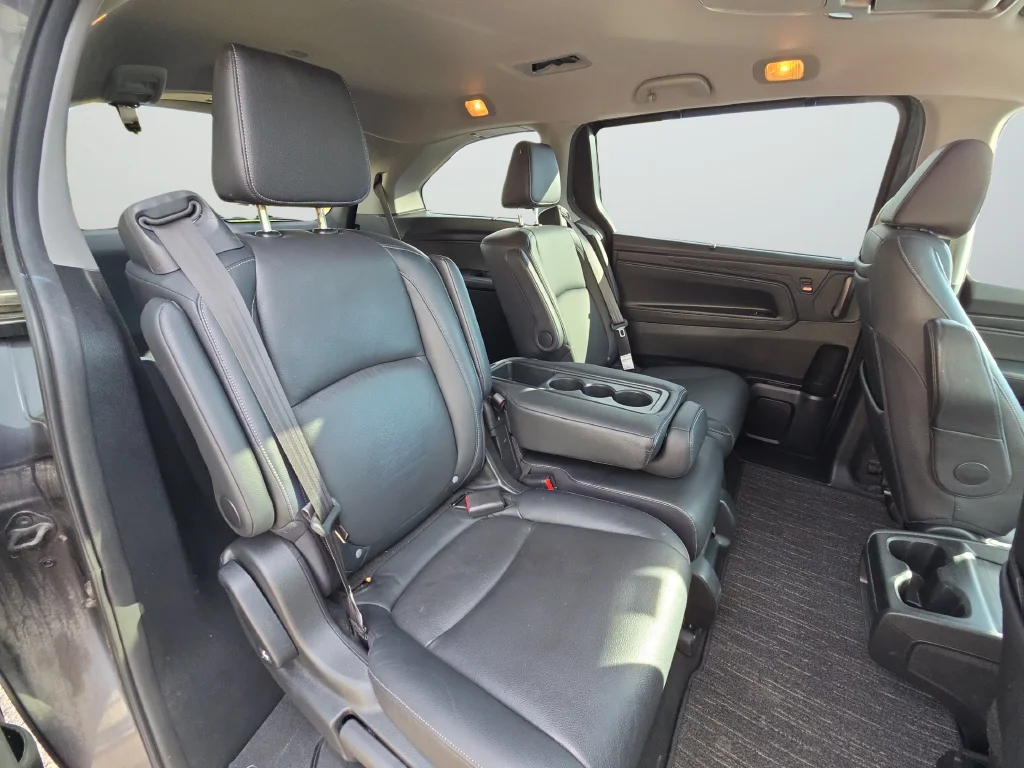 Used 2024 Gray Honda Touring image 21